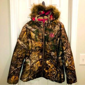 Real Tree womenswear’s coat!